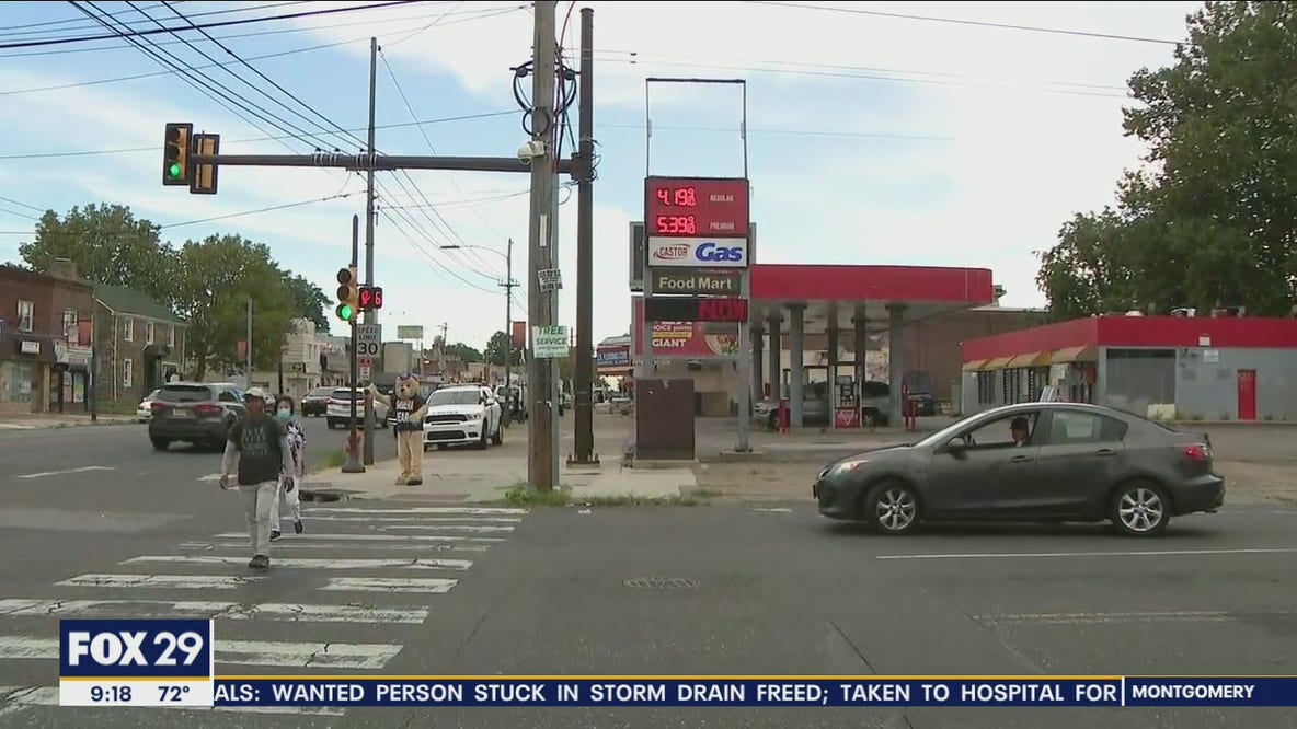 Cars line up for gas card giveaway at Northeast Philadelphia station